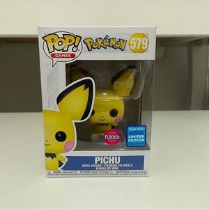 funko pop pokemon 579 pichu vinyl figure (flocked) (limited edition)